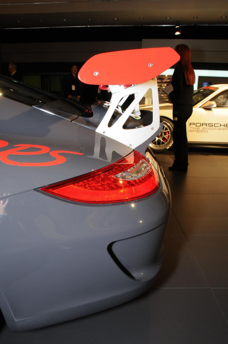  Porsche 911 GT3 RS 2010 года  (фото 18 из 33)